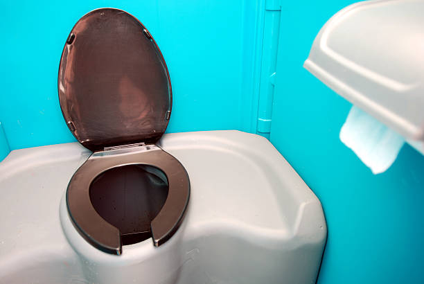 Portable Toilet Options We Offer in Apollo, PA