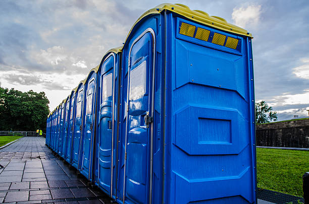 Best Emergency porta potty rental  in Apollo, PA